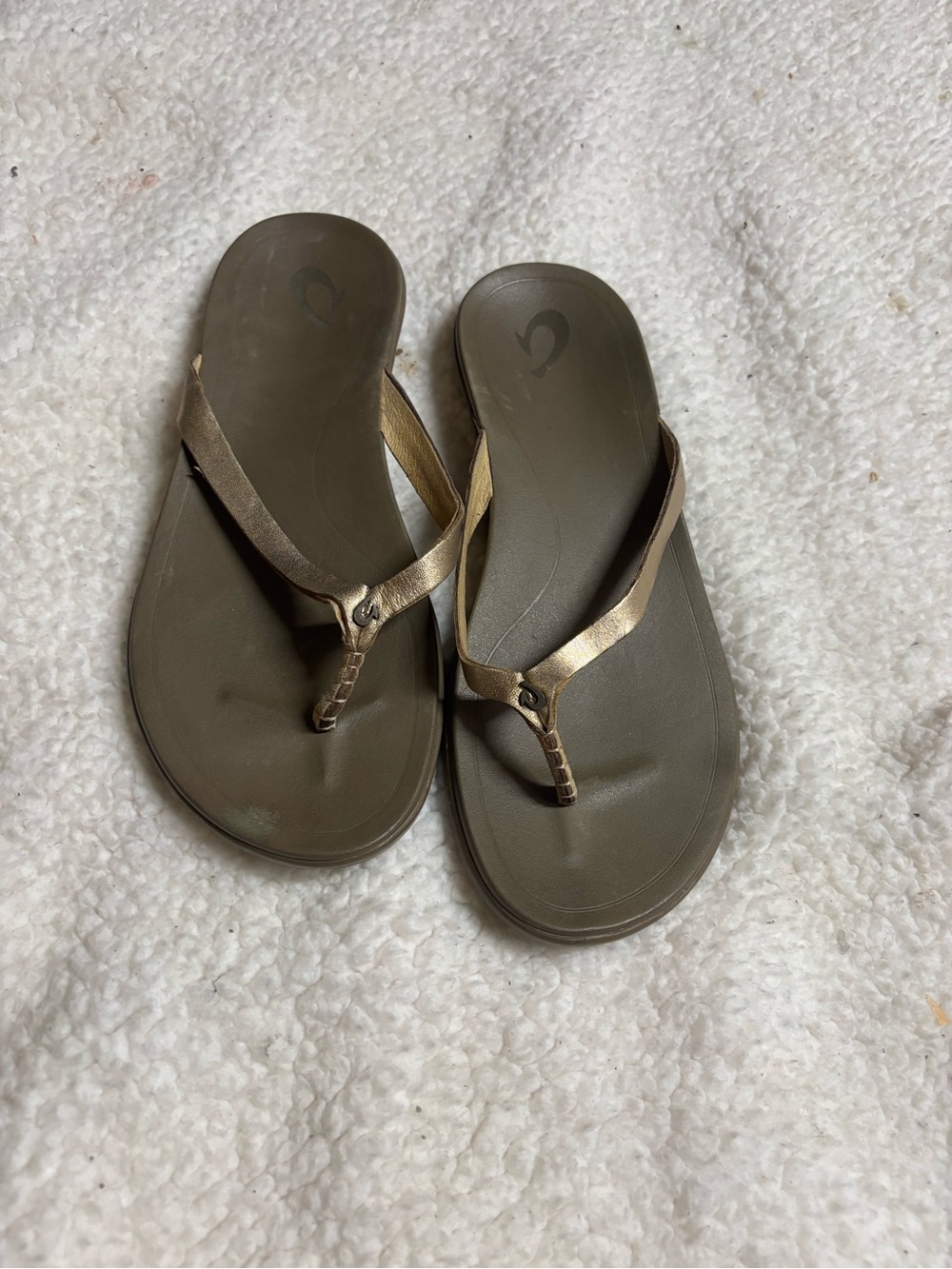 OLUKAI Ho Opio' Leather Flip Flop 8